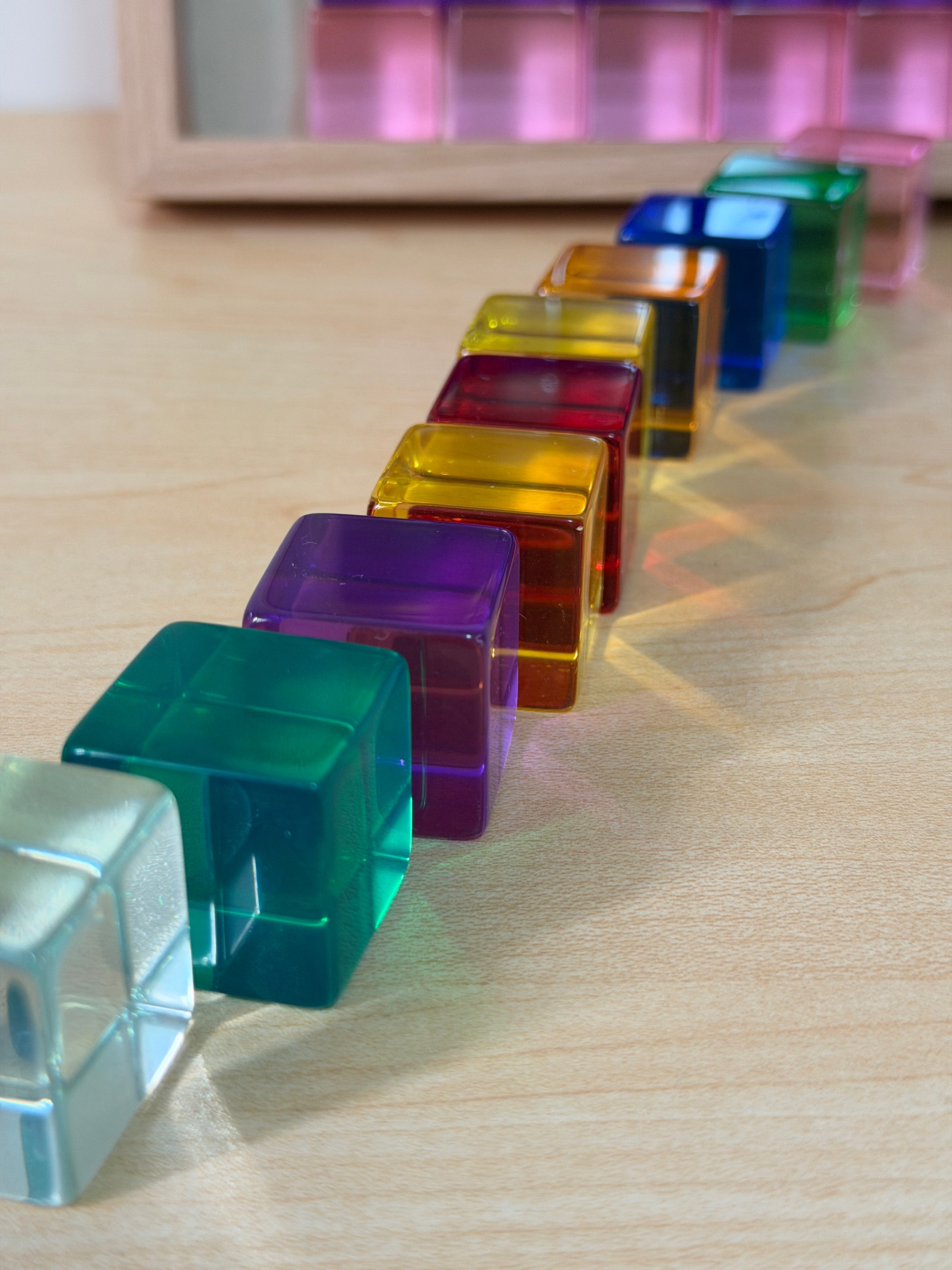 100 PCS LUCITE CUBES