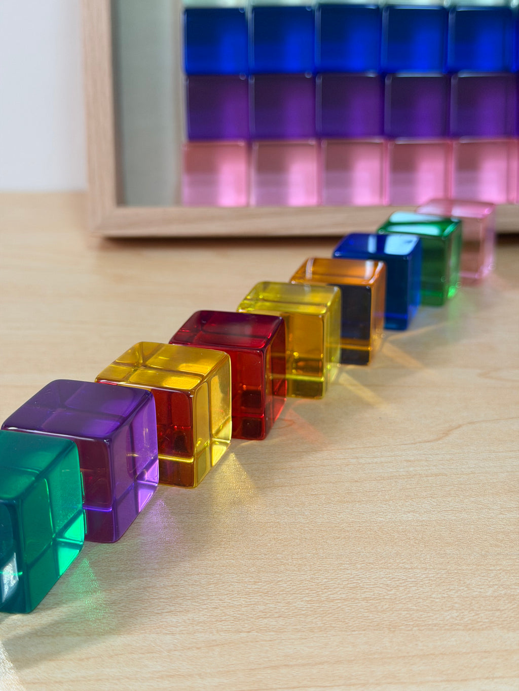 100 PCS LUCITE CUBES