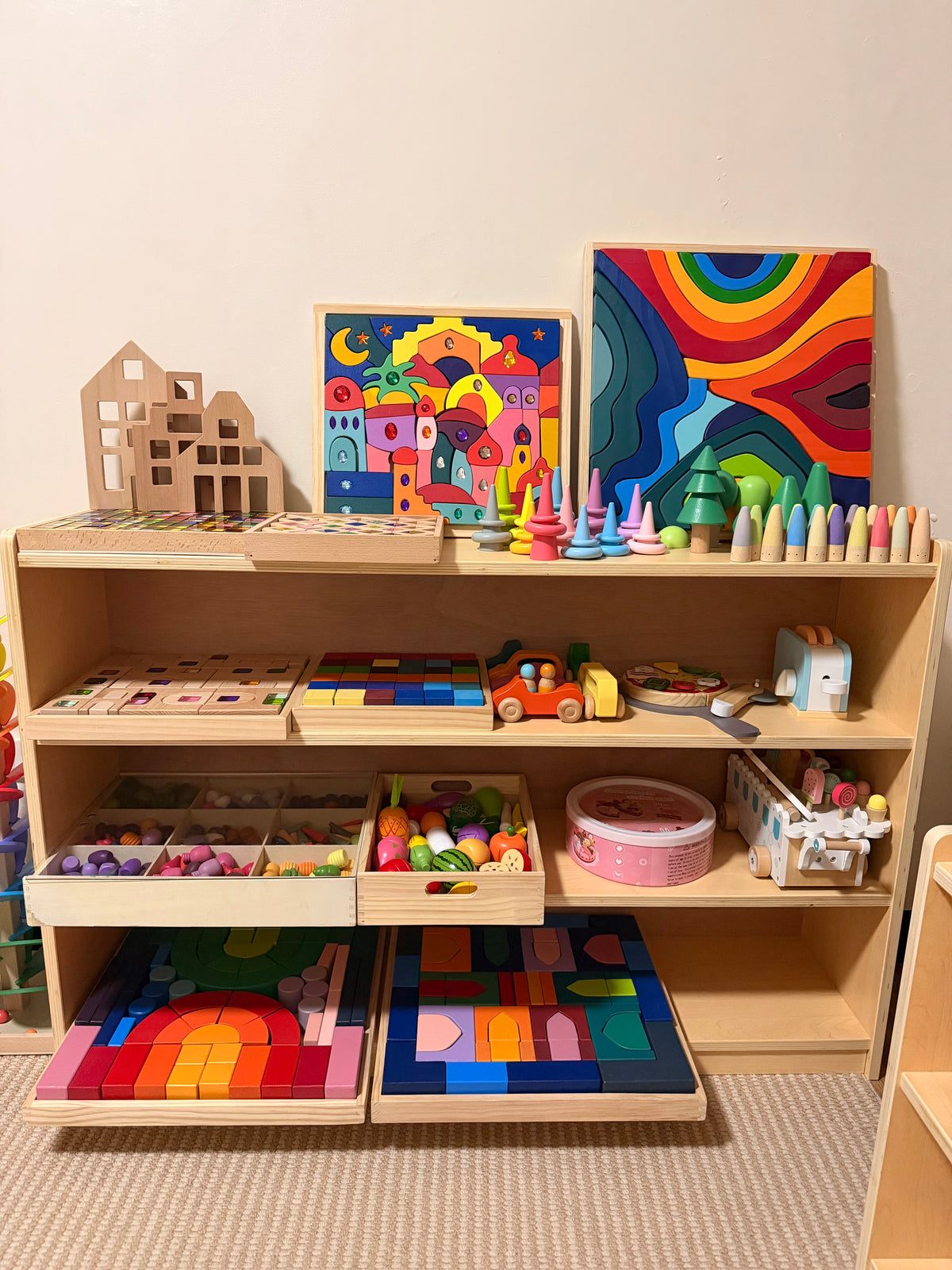 Montessori Open Shelf