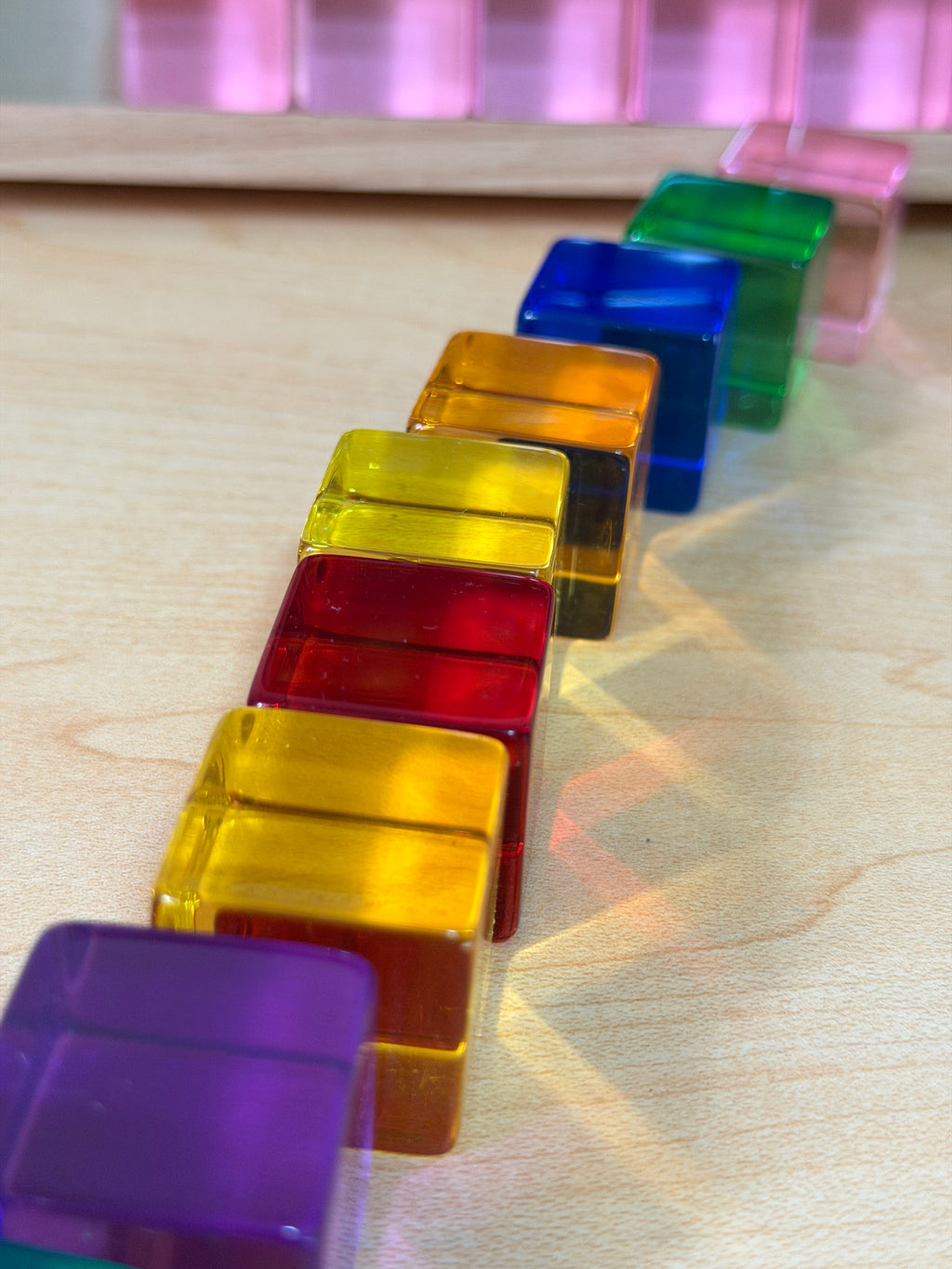 100 PCS LUCITE CUBES