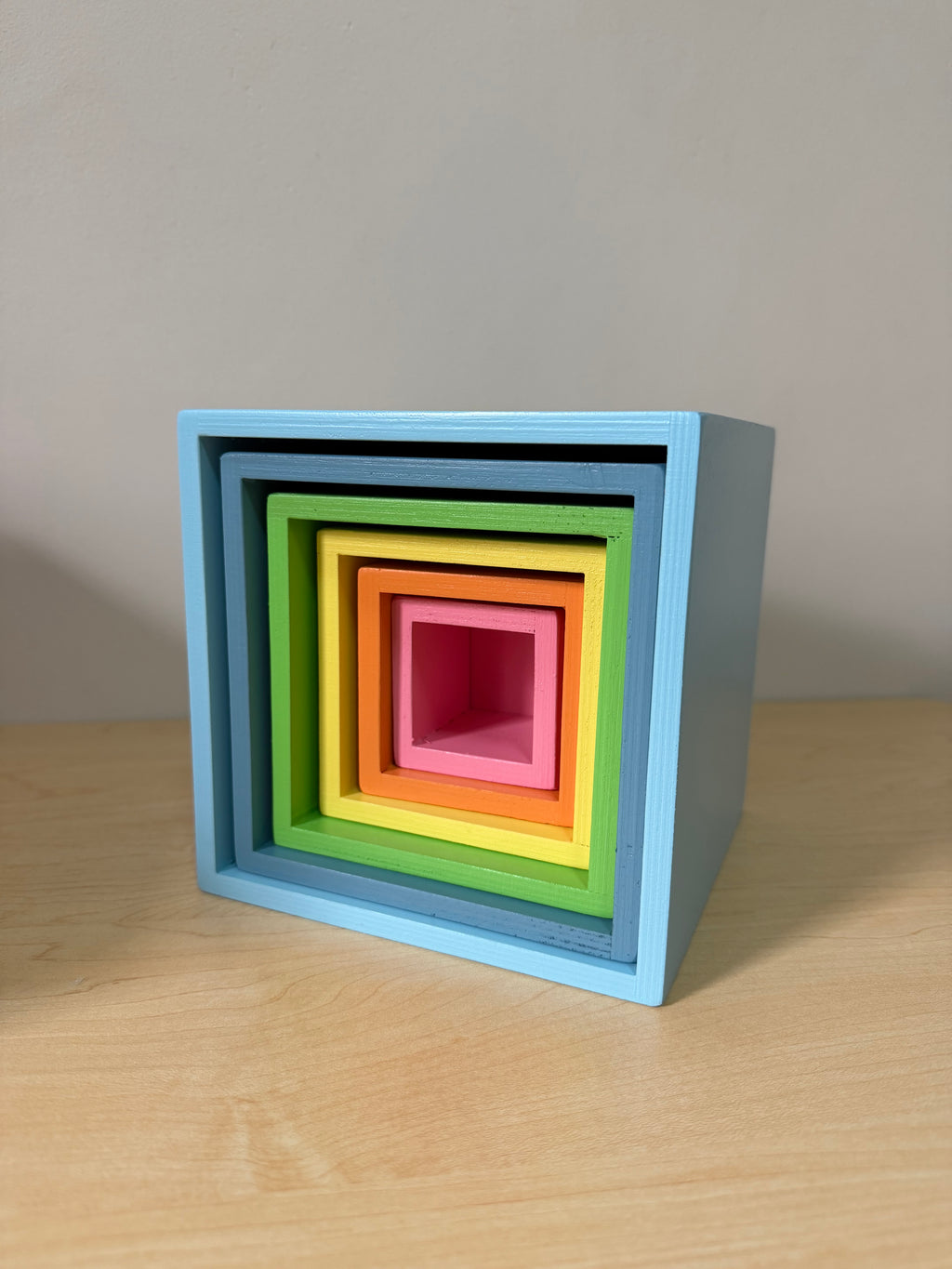 WOODEN NESTING BOX