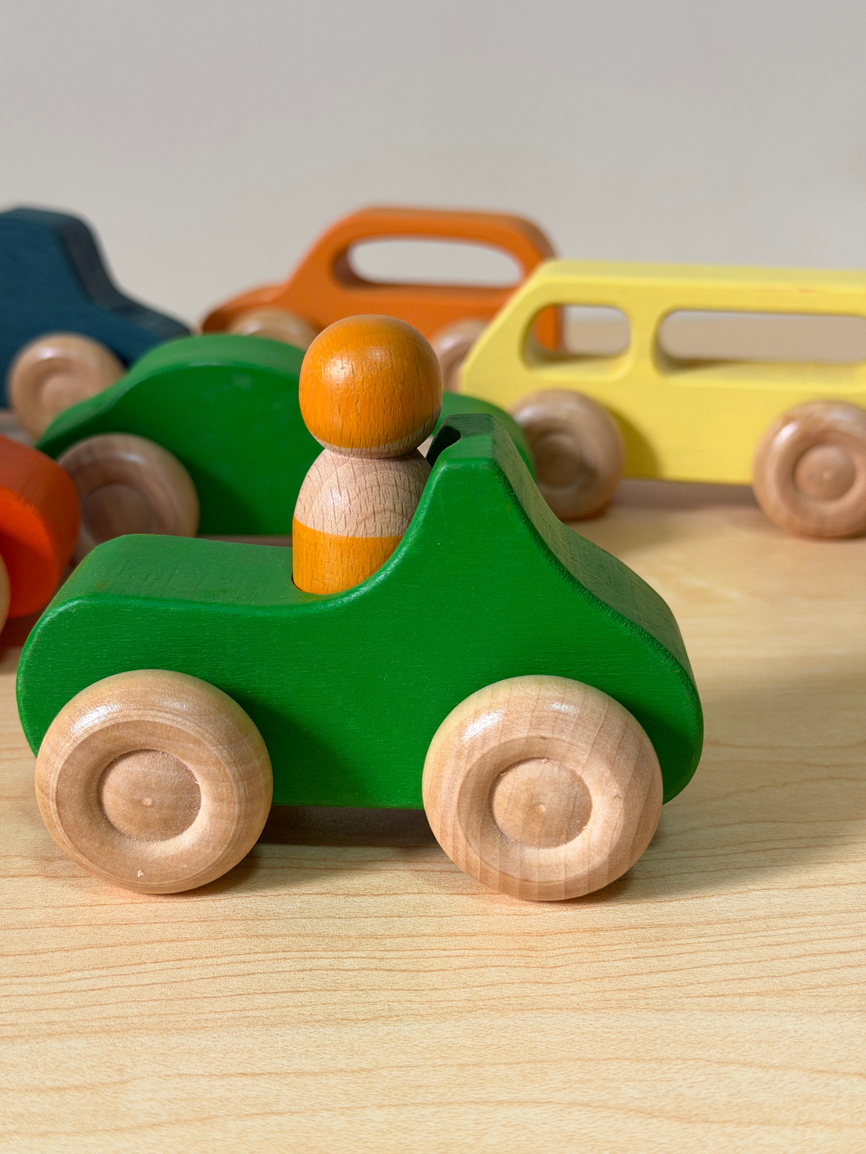WOODEN CAR SET